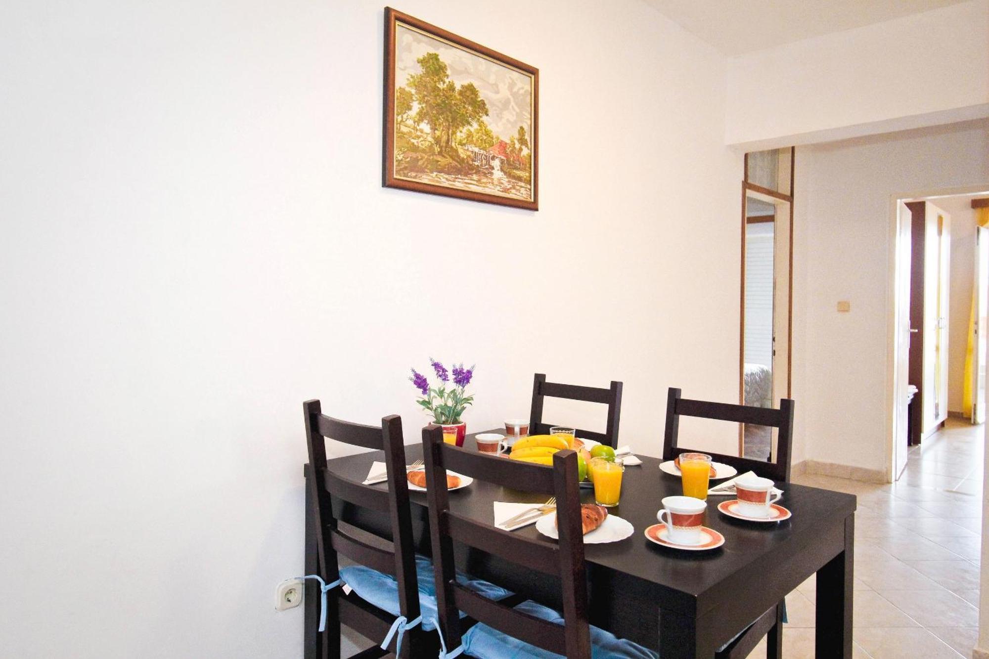 Apartments Ane 몰루나트 외부 사진